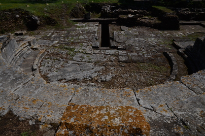 Oricum, Nymphaeum-like structure Nymphaeum
Date: CE_0001c-CE_0100c
Category: Hellenism, Roman Republic
Institution:
Place of discovery: Oricum
Collection: Livius