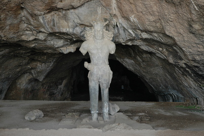 Bishapur, Cave of Shapur I: Statue of the king Cave, King, Portrait, Sculpture
Date: CE_0241-CE_0272
Category: Persia
Institution:
Place of discovery: Bishapur
