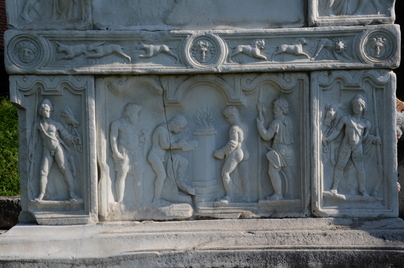 Sempeter, Mausoleum of Speciatius, Relief Relief, Tomb
Date: CE_0200-CE_0300c
Category: Roman Empire
Institution:
Place of discovery: Celeia
Collection: Livius