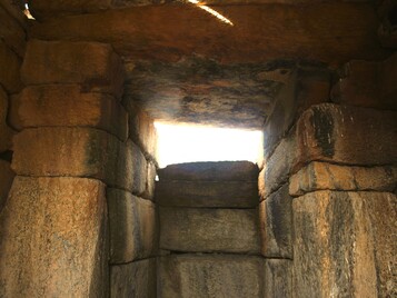 Gerga Carian temple - interior