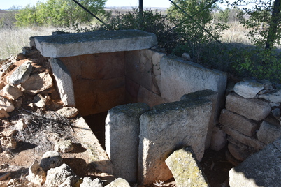 Macedonian tomb