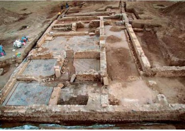 Ancient villa near Nyphaion