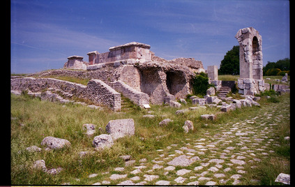 Basilika Carsulae (1997) Basilika Carsulae (1997)