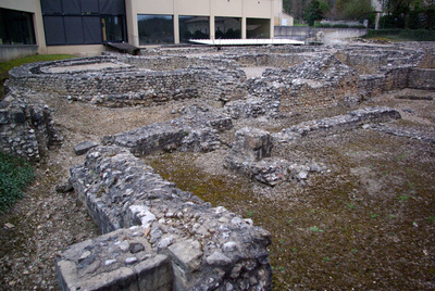 Montcaret ruinas galoromanas Gallo-Roman ruins in Montcaret (Gironde, France). National Heritage Site of France.