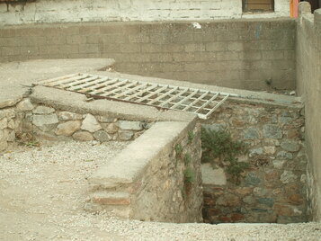 To the baptistery in Nicaea