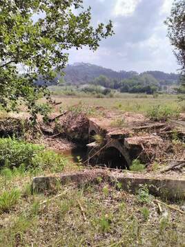 Melroeira old bridge Modern bridge