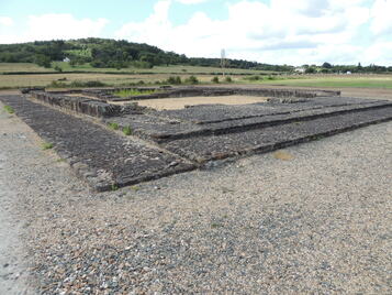 Temple Cherré Le temple romain du site archéologique de Cherré