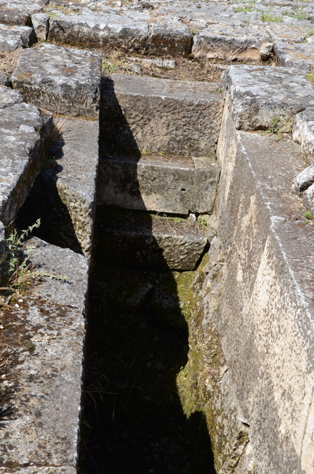 Oricum, Nymphaeum-like structure