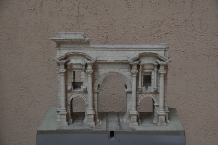 Arch of Trajan, Model