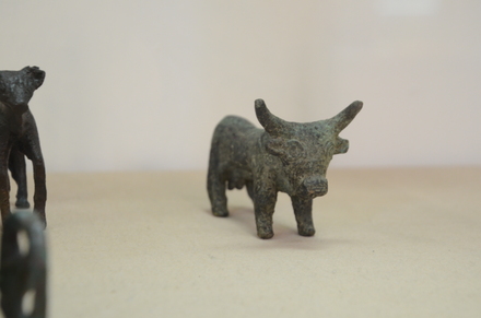 Enkomi, Bronze statuette of a bull