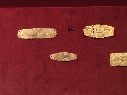 Enkomi, Pieces of a golden diadem