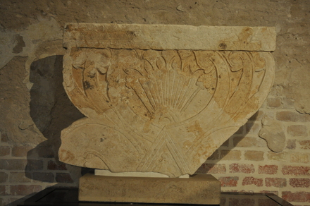 Idalion, Capital crowning a funerary stele