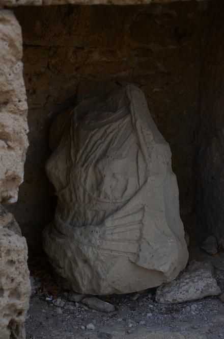 Kernyneia, Fort, sculpture Isis