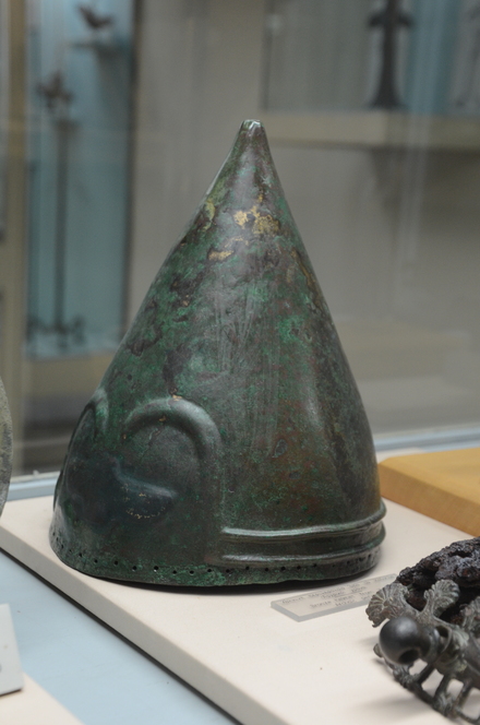Old Paphos, Archaic helmet