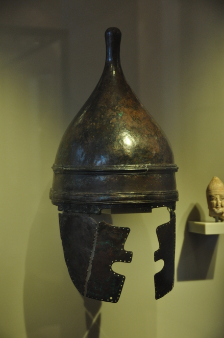 Tamassos, Bronze helmet