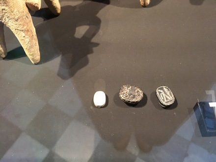 Ayia Irini/Akdeniz, Archaic sanctuary, scarabs