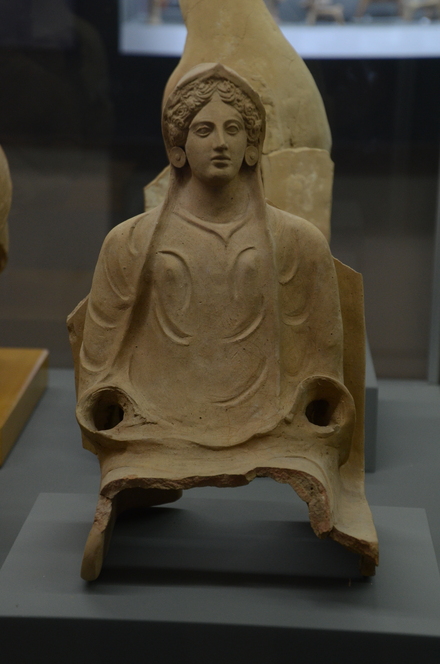 Marion, Funerary statue of a woman