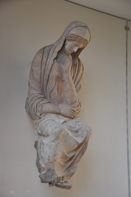 Marion, Statue of a veiled lady