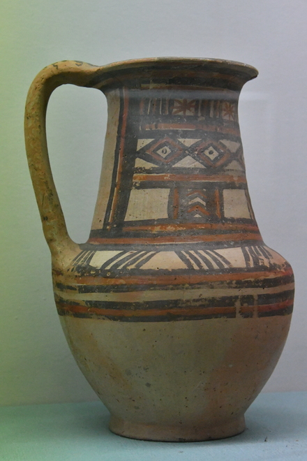 Pottery of painted wheel-made ware of Syro-Palestinian origin