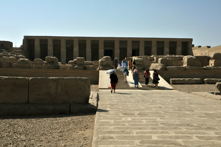 Abydos, Temple of Sety I, Approach