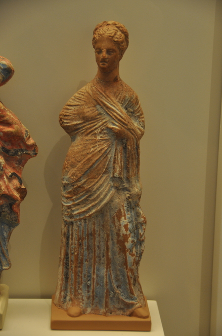 Alexandria, Tanagra female figurine