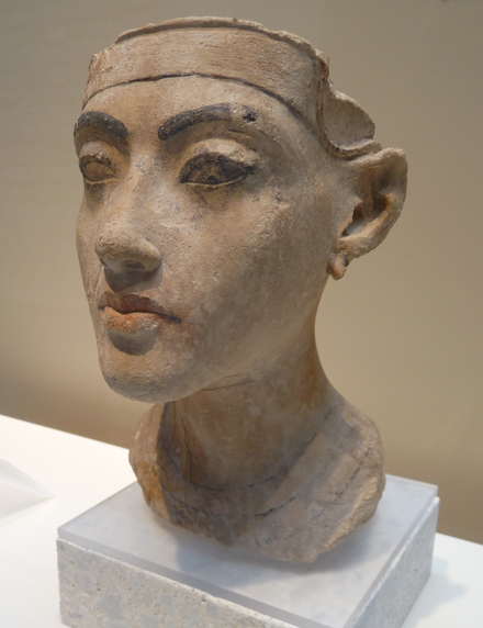 Amarna, Head of queen Nefretite