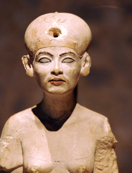 Amarna, Head of queen Nefretite