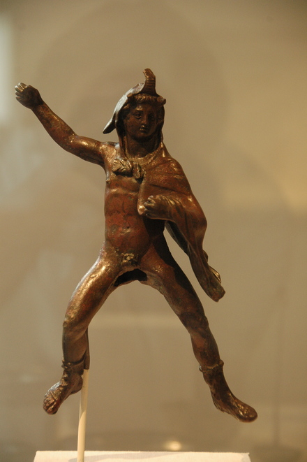 Athribis, Statuette of Alexander the Great