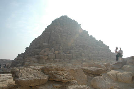 Giza, Queens' Pyramids