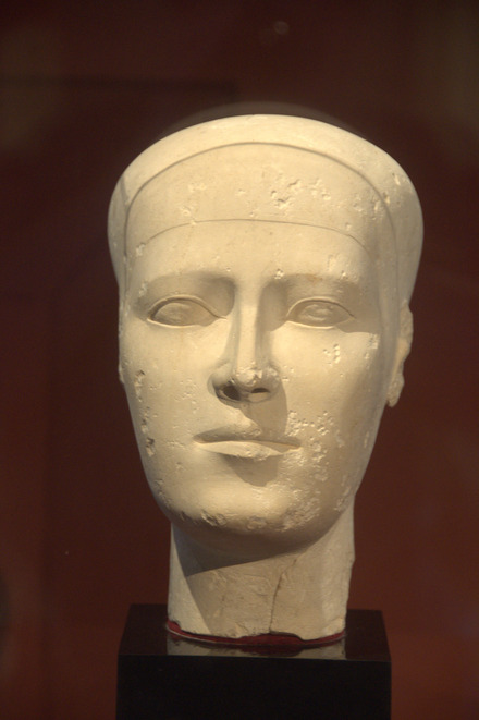 Giza, Replacement head