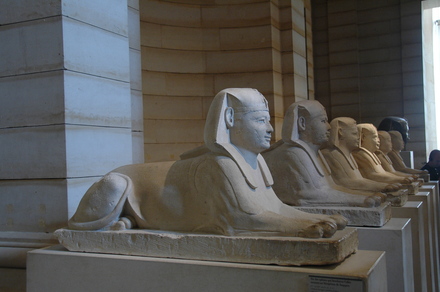 Saqqara, Serapeum, Sphinxes