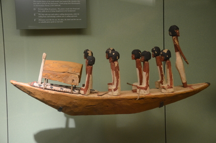 Herakleopolis Magna, Group with a boat