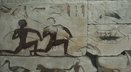 Meidum, Tomb of Atet, Two men catching birds