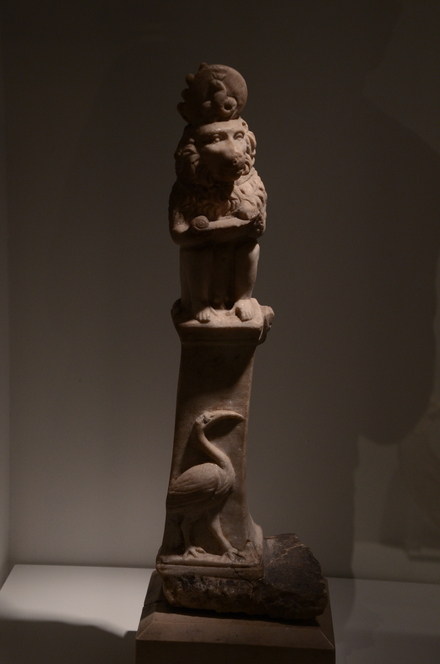 Statuette of Thoth as lunar deity, with the face of an ibis and a baboon