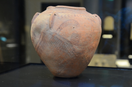 Naqada II pottery with 