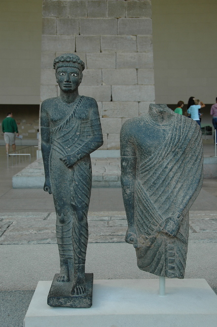 Statue of a man with a diadem