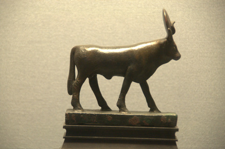 Statuette of an Apis bull