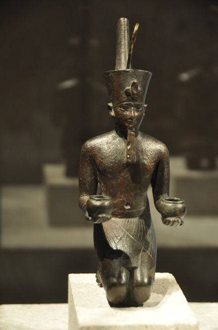 Statuette of Saite king