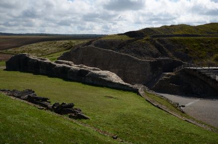 Grand, Remains of amphitheater