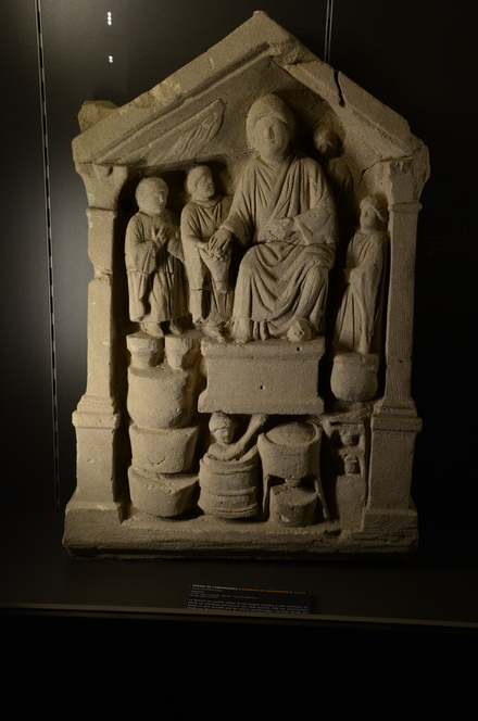 Grand, Relief with the goddes Abundance