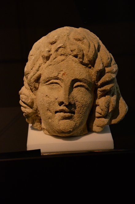 Grand, Head of Apollo