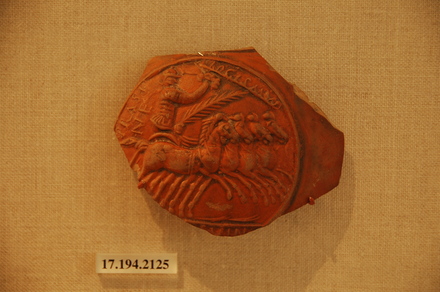 Lyon, Terracotta medaillion, given to the victor of chariot racing, belonging to the Greens