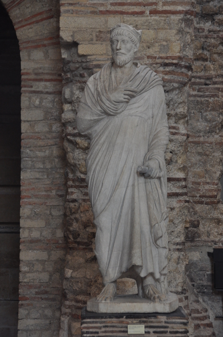 Lutetia, Priest of Serapis