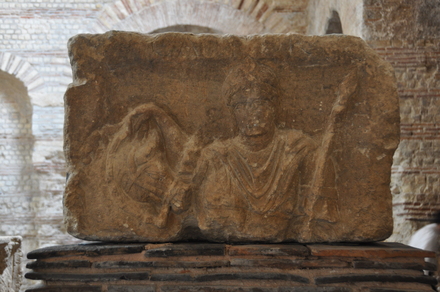 Lutetia, Pillar of the boatsman