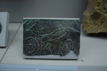 Alesia, Relief with charriot