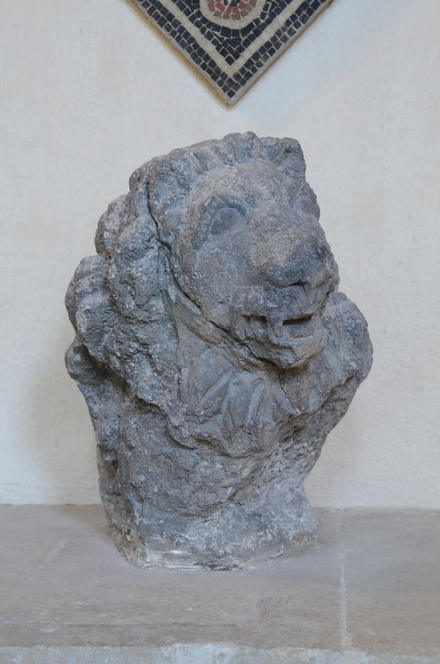 Reims, Amphitheater, statue of lion