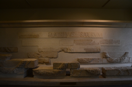 Reims, Reconstructed inscription about Gaius Lucius Caesar