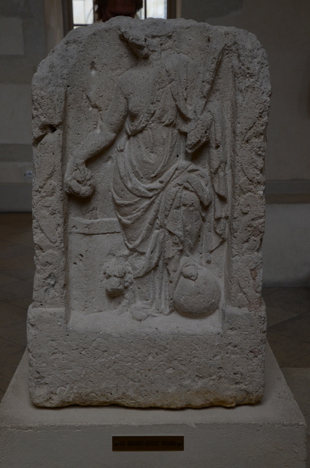 Reims, Relief showing Esus