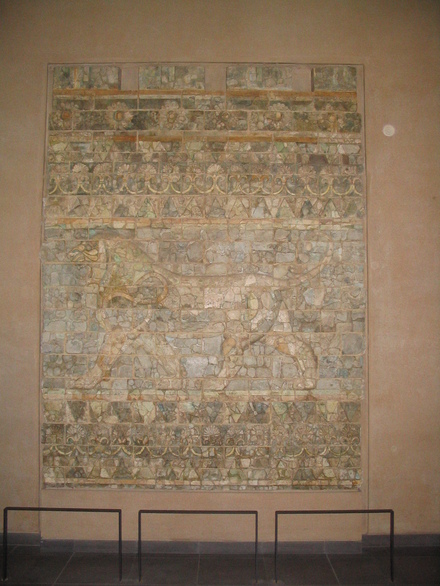Susa, Achaemenid Palace, Glazed lions' relief