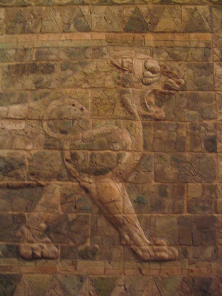 Susa, Achaemenid Palace, Glazed lions' relief